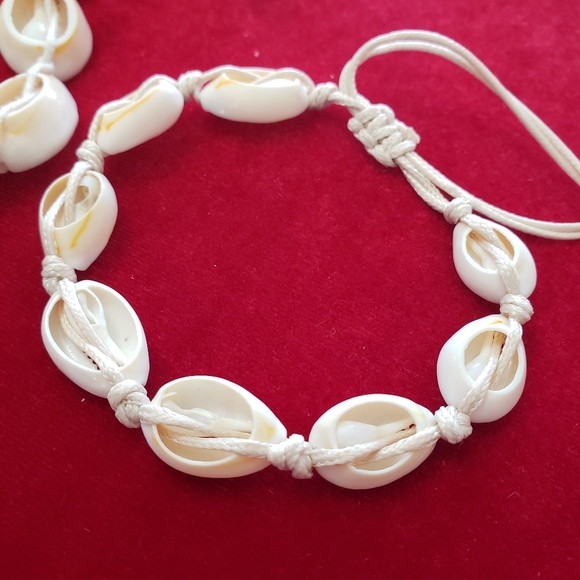 Sea shell Necklace and bracelet - Picture 7 of 7